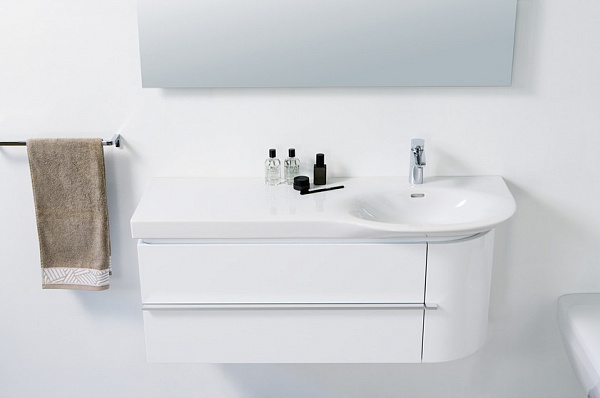 Раковина Laufen Palace 8.1670.5.000.104.1 120 см правая