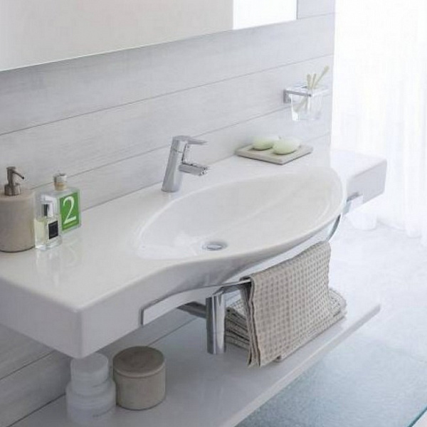 Раковина Laufen Palace 8.1270.6.000.104.1 150 см с полотенцедержателем