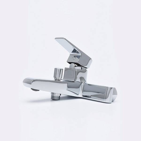 AQM P6112 AQUAme Prato Смеситель для ванны, хром, однорычажный.