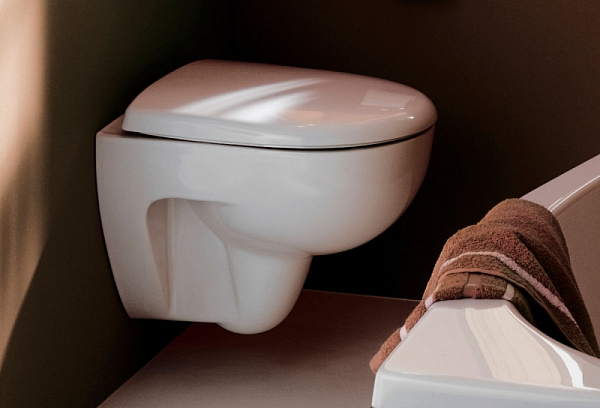 Унитаз с инсталляцией Geberit Renova 500.124.TC.R с горизонтальным выпуском