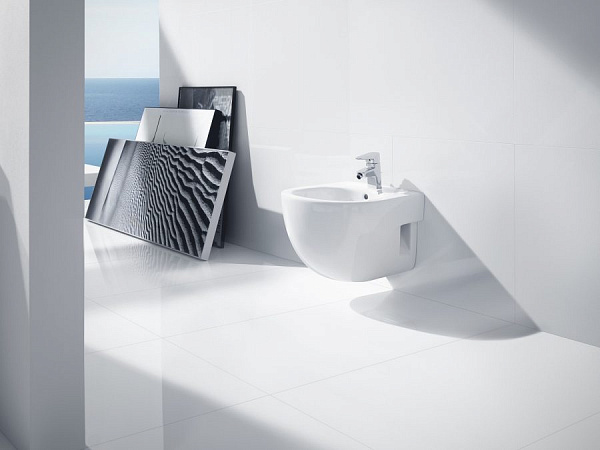 Биде Roca Meridian подвесное 357246000