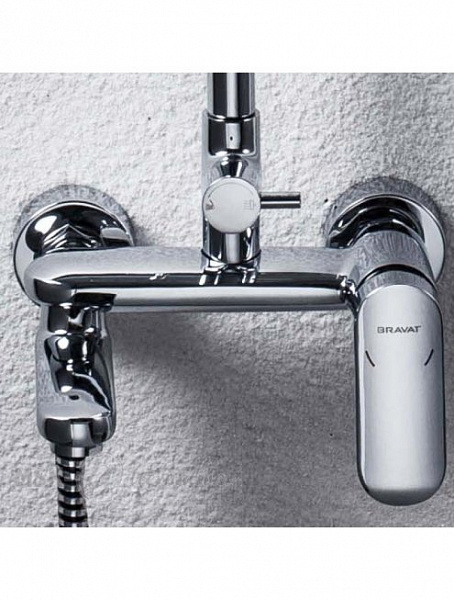 Смеситель для ванны c коротким изливом Bravat Opal F6125183CP-01-RUS