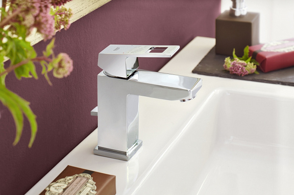 Смеситель для раковины Grohe Eurocube 23127000