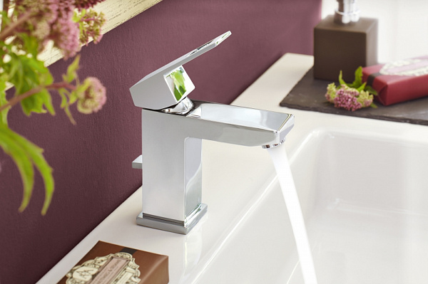 Смеситель для раковины Grohe Eurocube 23127000