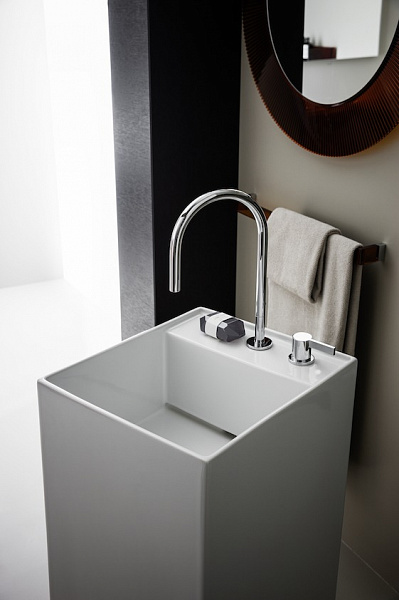 Рукомойник Laufen Kartell 8.1133.1.000.111.1