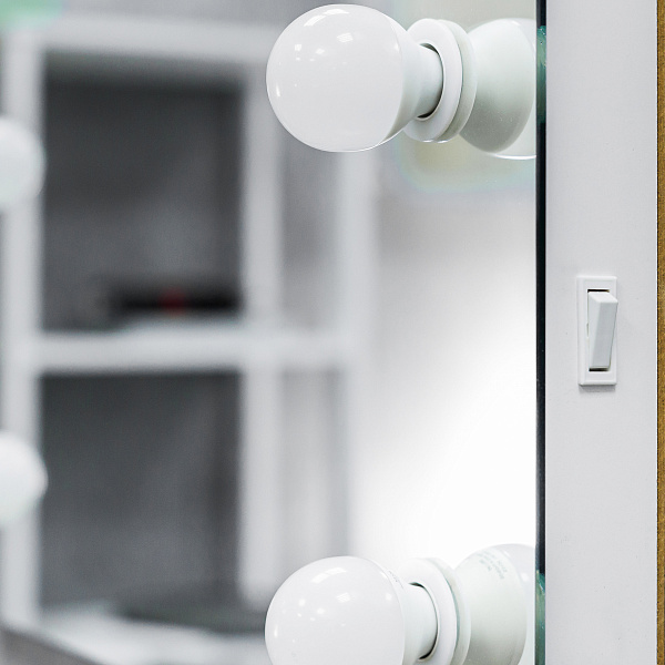 Зеркало Континент Гримерное 600х800 12 ламп