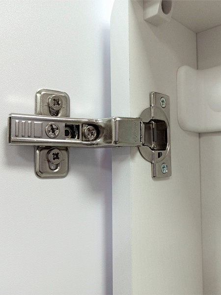 Зеркало-пенал Континент "Lorenzo LED" 400х1600 с розеткой