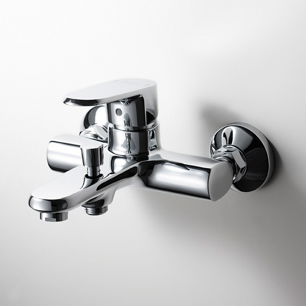 Смеситель для ванны c коротким изливом Bravat Pure F6105161C-01