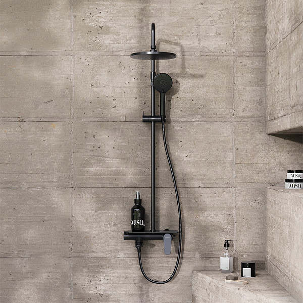 977730300 ДС Jupiter со смесителем полкой: верхний душ, ручной душ., штанга варио, чёрная