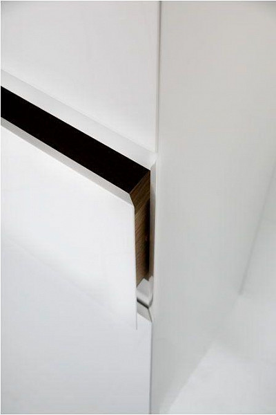 Шкаф-пенал для ванной Aquanet Йорк 35 L белый глянец 00209143