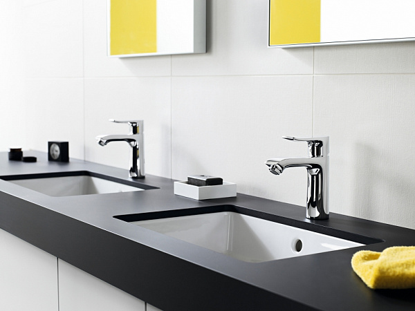 Смеситель для раковины Hansgrohe Metris 31080000
