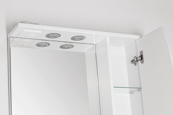 Зеркальный шкаф Style Line Амелия 65х83 со светом