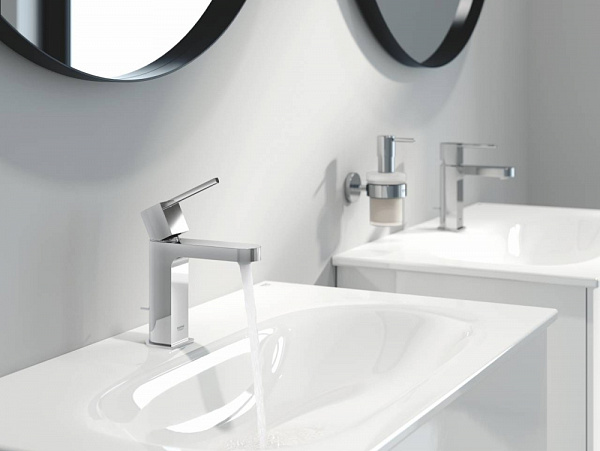 Смеситель для раковины Grohe Plus 32612003