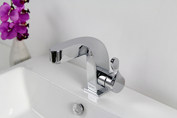 Смеситель для раковины Bravat Wave F174108C-2