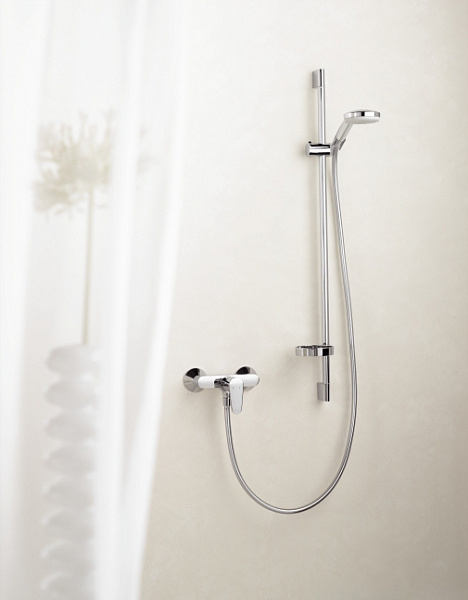 Душевой гарнитур Hansgrohe Croma 100 Vario/Unica'C Shower Set 27772000 65 cm