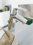 Смеситель для раковины Grohe Eurosmart 23322001