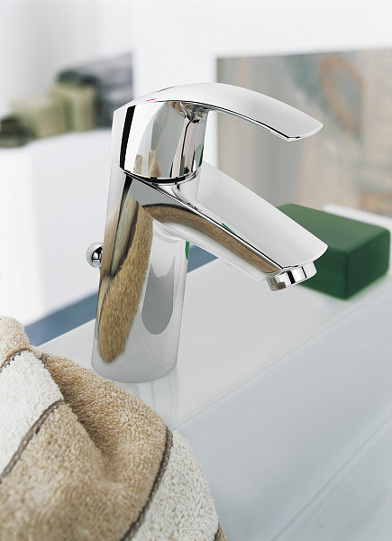 Смеситель для раковины Grohe Eurosmart 23322001
